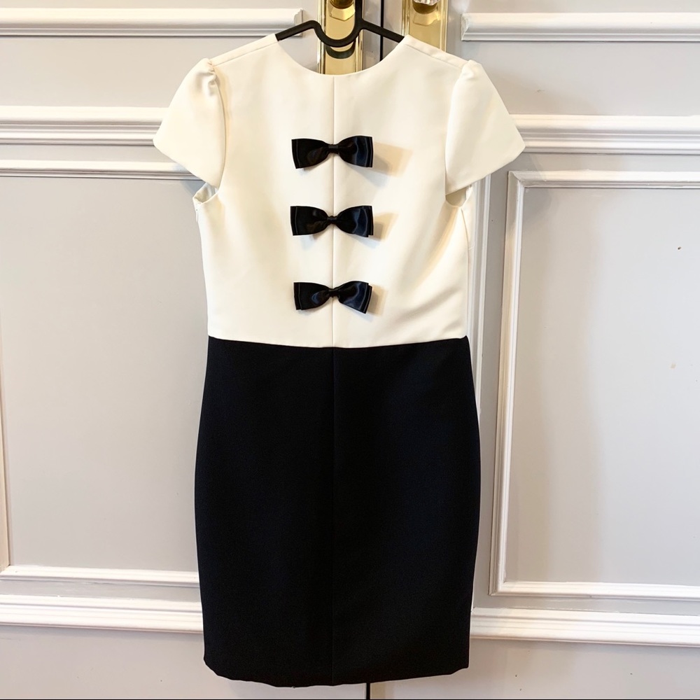 Camilyn Beth Chic and Adorable Dress